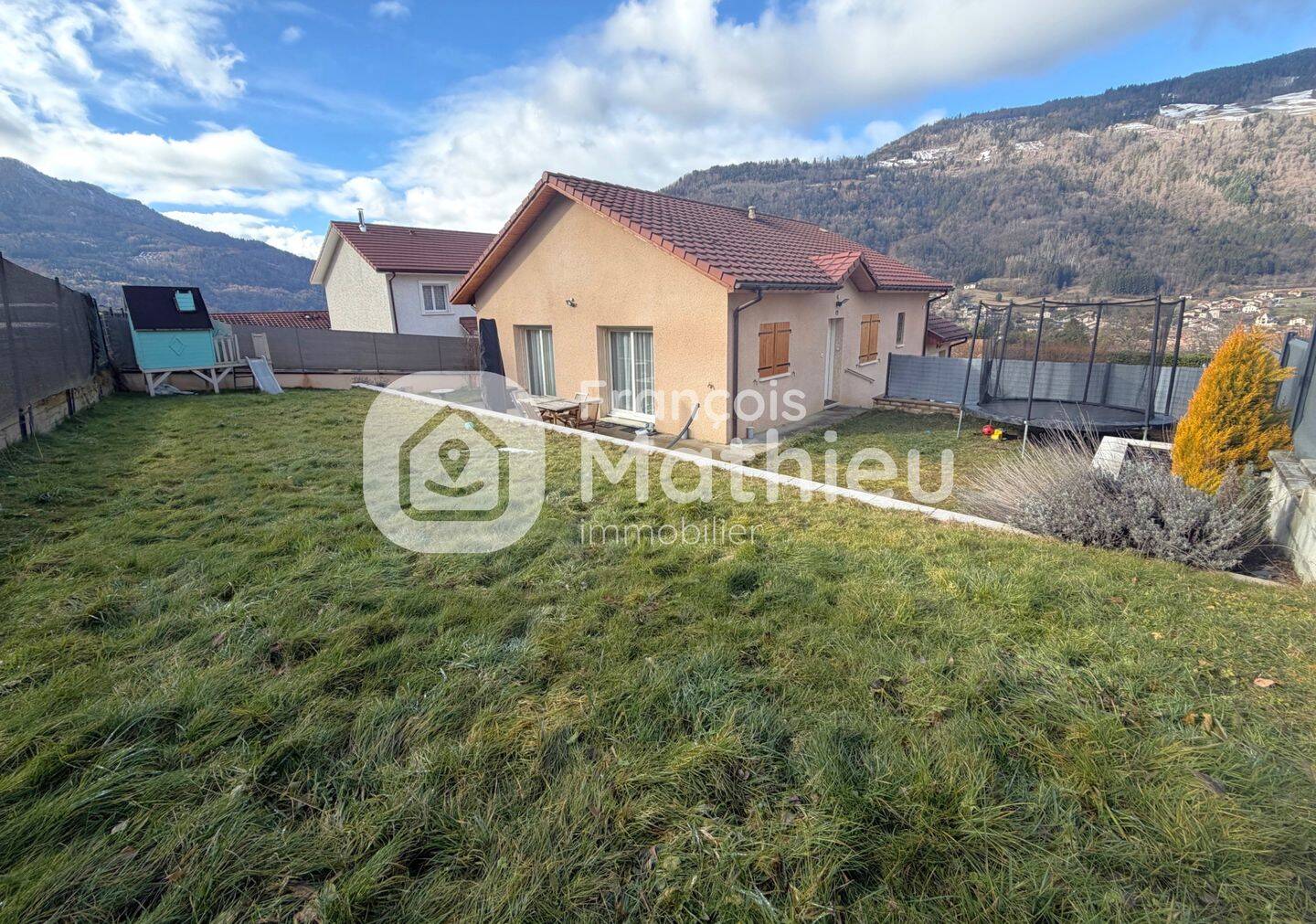Maison 4 pièces 90 m² · à Crêts en Belledonne · 90 m² · 350 000 €
