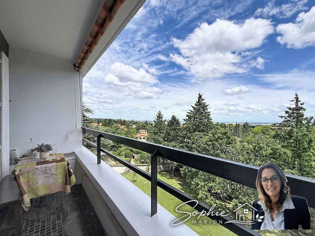 Appartement 4 pièces 79 m² · à Saint-Genis-Laval · 78,7 m² · 295 000 €