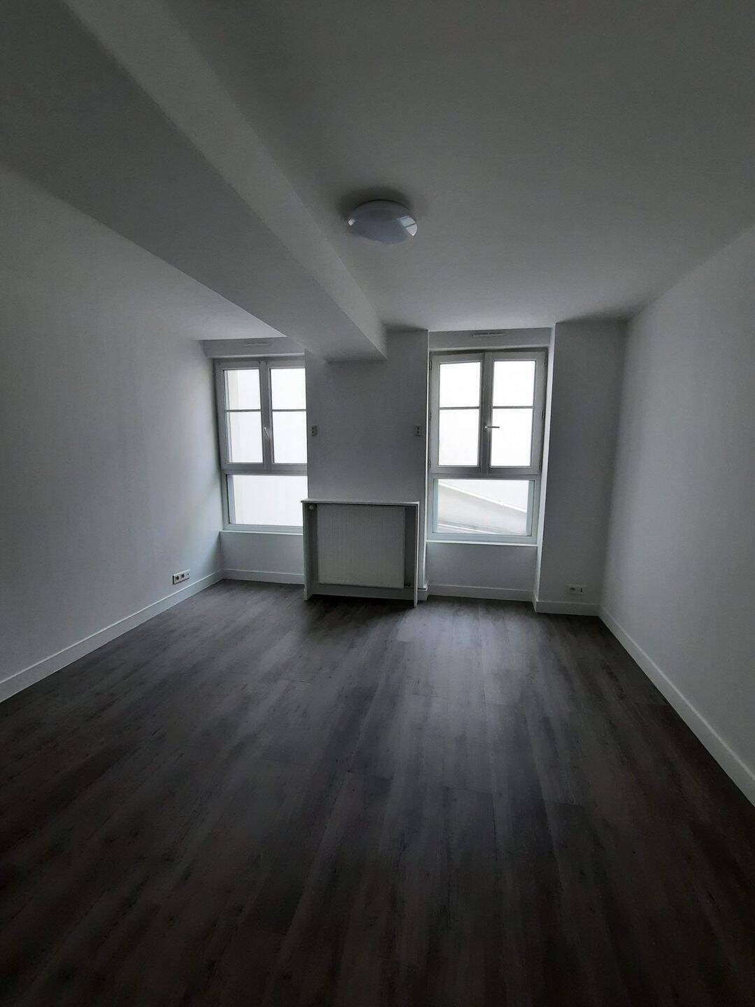 Appartement 1 pièce 28 m² · à Paris 11ème Arrondissement · 28,2 m² · 985 €/mois