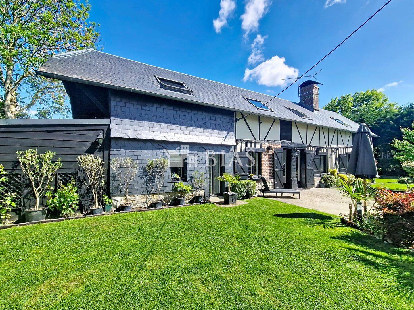 Maison 6 pièces 104 m² · à Honfleur · 104 m² · 490 000 €