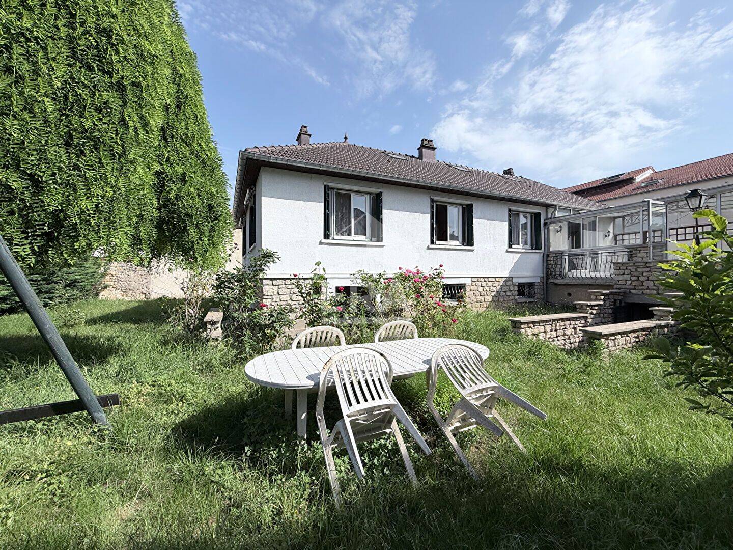 Maison 8 pièces 160 m² · à Créteil · 160 m² · 750 000 €