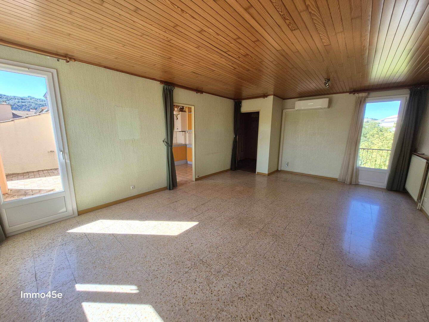 Appartement 3 pièces 83 m² · à Tournon-sur-Rhône · 82,8 m² · 139 000 €