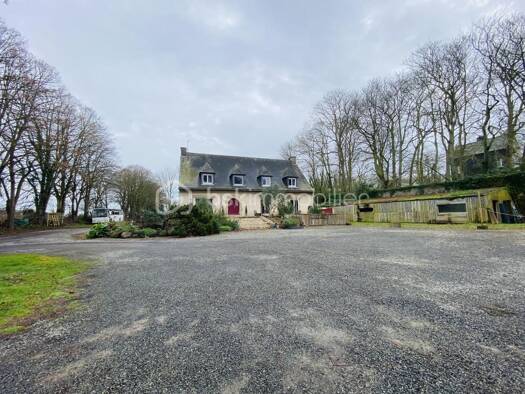 Maison à vendre 964 000 € 10 pièces 7 chambres 300 m² 13 206 m² de terrain Saint-Jouan-des-Guérets 35430