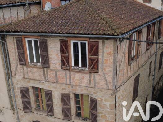 Immeuble à vendre 231 600 € 227 m² Centre Ancien Figeac 46100