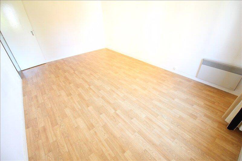 Appartement 1 pièce 26 m² · à Lille · 25,8 m² · 521 €