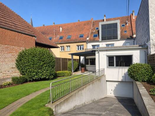 Appartement à vendre 210 000 € 2 pièces 1 chambre 75,9 m² RDC/3 Lauterbourg 67630