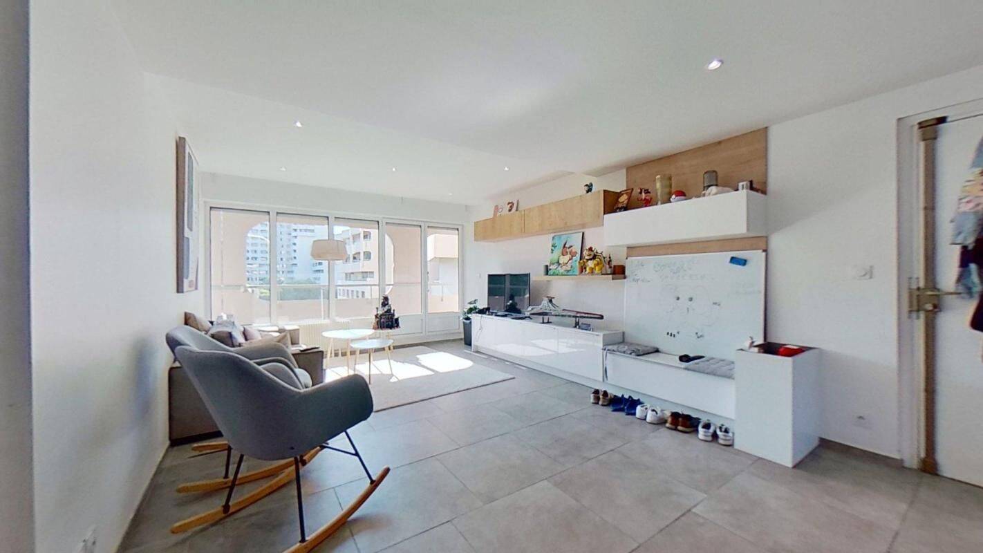 Appartement 5 pièces 113 m² · à Lyon 9ème Arrondissement · 113 m² · 525 €