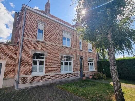 Maison à vendre 410 000 € 12 pièces 7 chambres 250 m² 500 m² de terrain Ouest Merville 59660