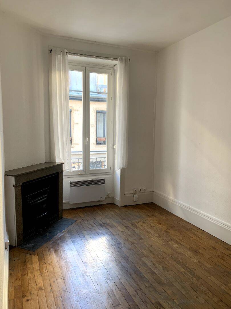Appartement 2 pièces 32 m² · à Lyon 7ème Arrondissement · 32 m² · 728 €/mois