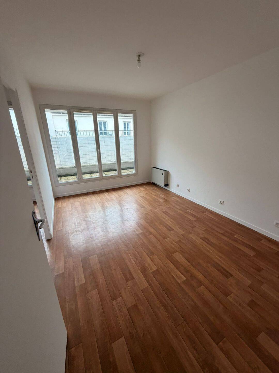 Appartement 2 pièces 49 m² · à Paris 18ème Arrondissement · 49 m² · 1 358 €/mois