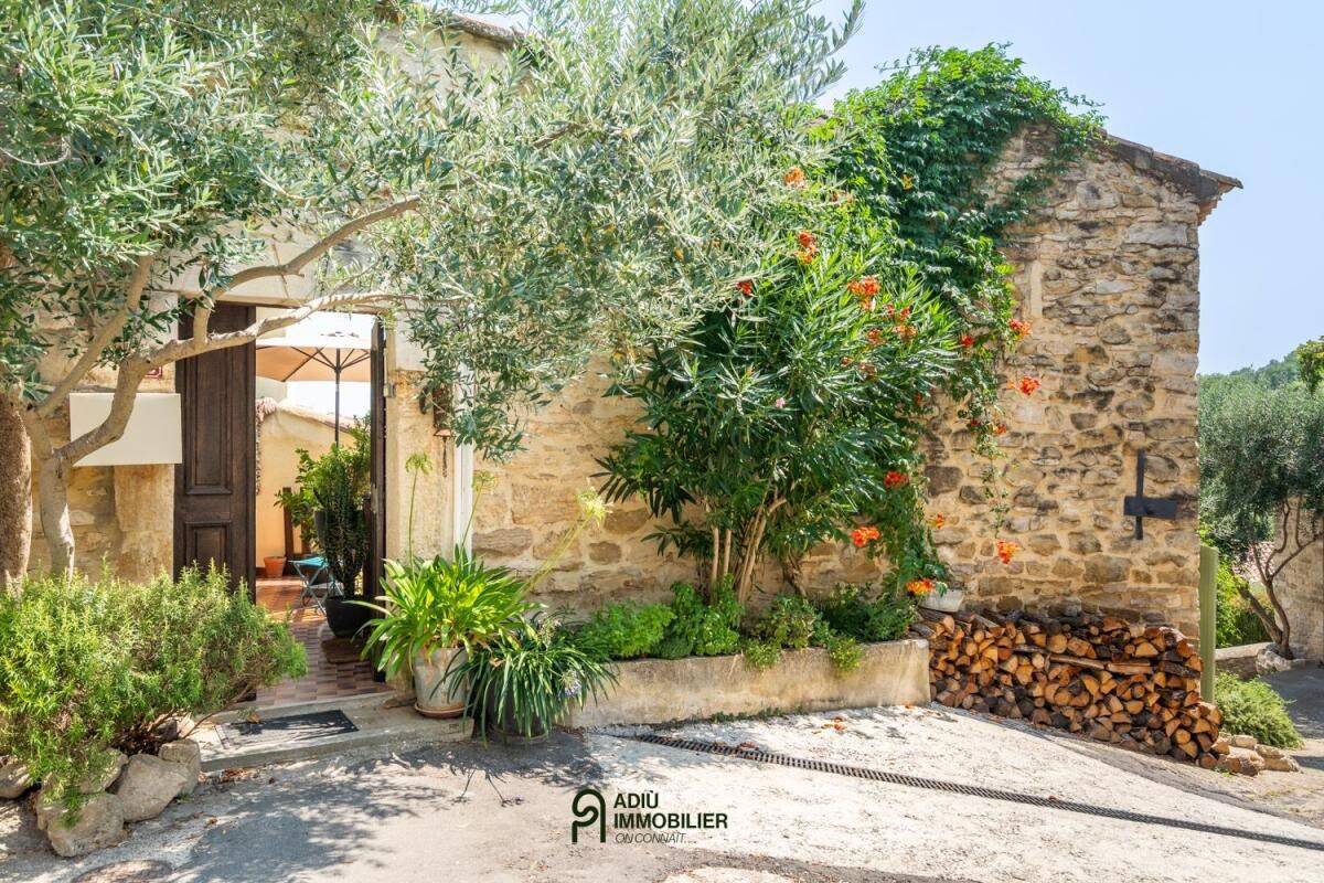 Maison 3 pièces 98 m² · à Vézénobres · 98 m² · 225 000 €