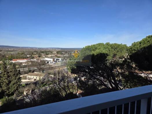 Appartement à vendre 137 000 € 5 pièces 4 chambres 86,4 m² Étage 2/2 Mondragon 84430