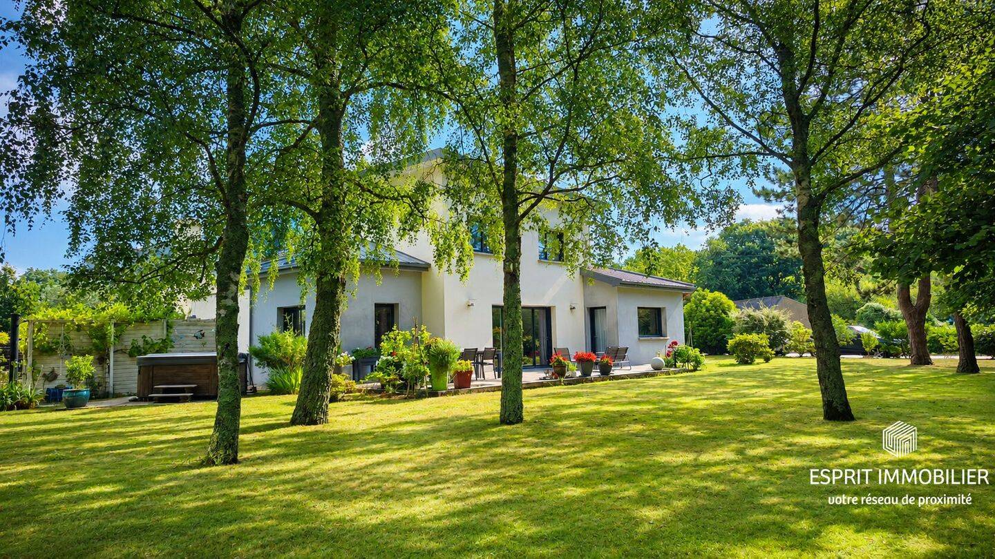 Maison 5 pièces 135 m² · à Riec-sur-Belon · 135 m² · 587 600 €