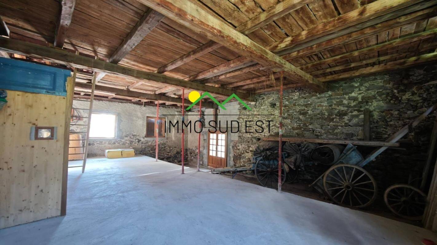 Maison 4 pièces 152 m² · à Notre-Dame-du-Pré · 152 m² · 470 000 €
