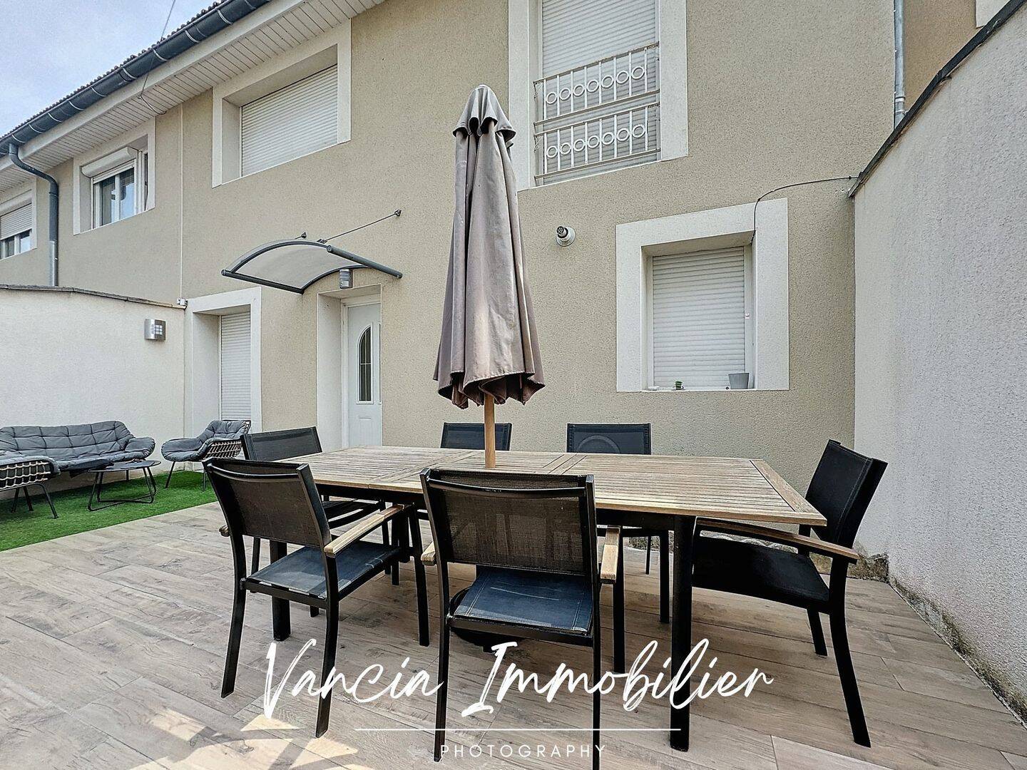 Belle maison 4 pièces mitoyenne avec terrasse — 2