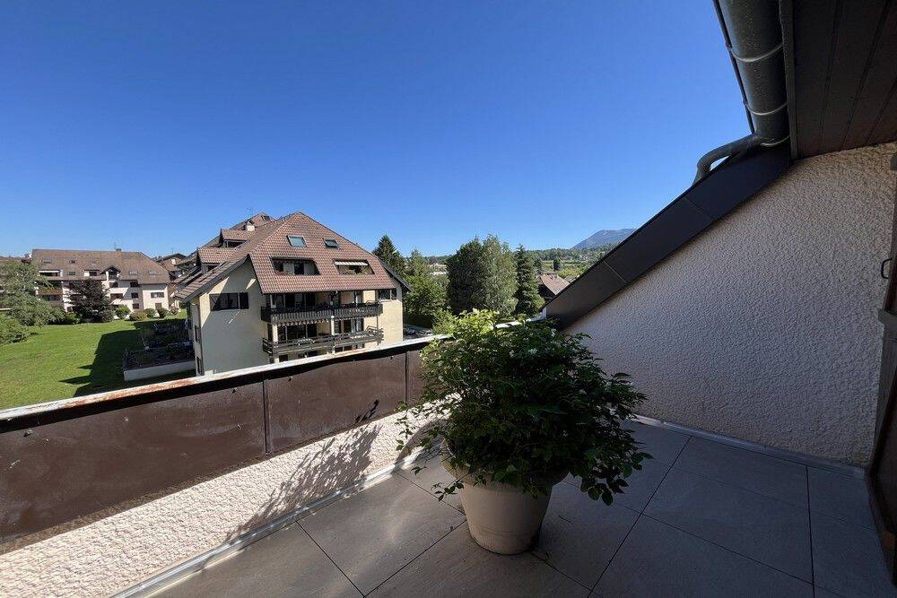 Appartement 3 pièces 94 m² · à Annecy · 93,9 m² · 2 100 €/mois