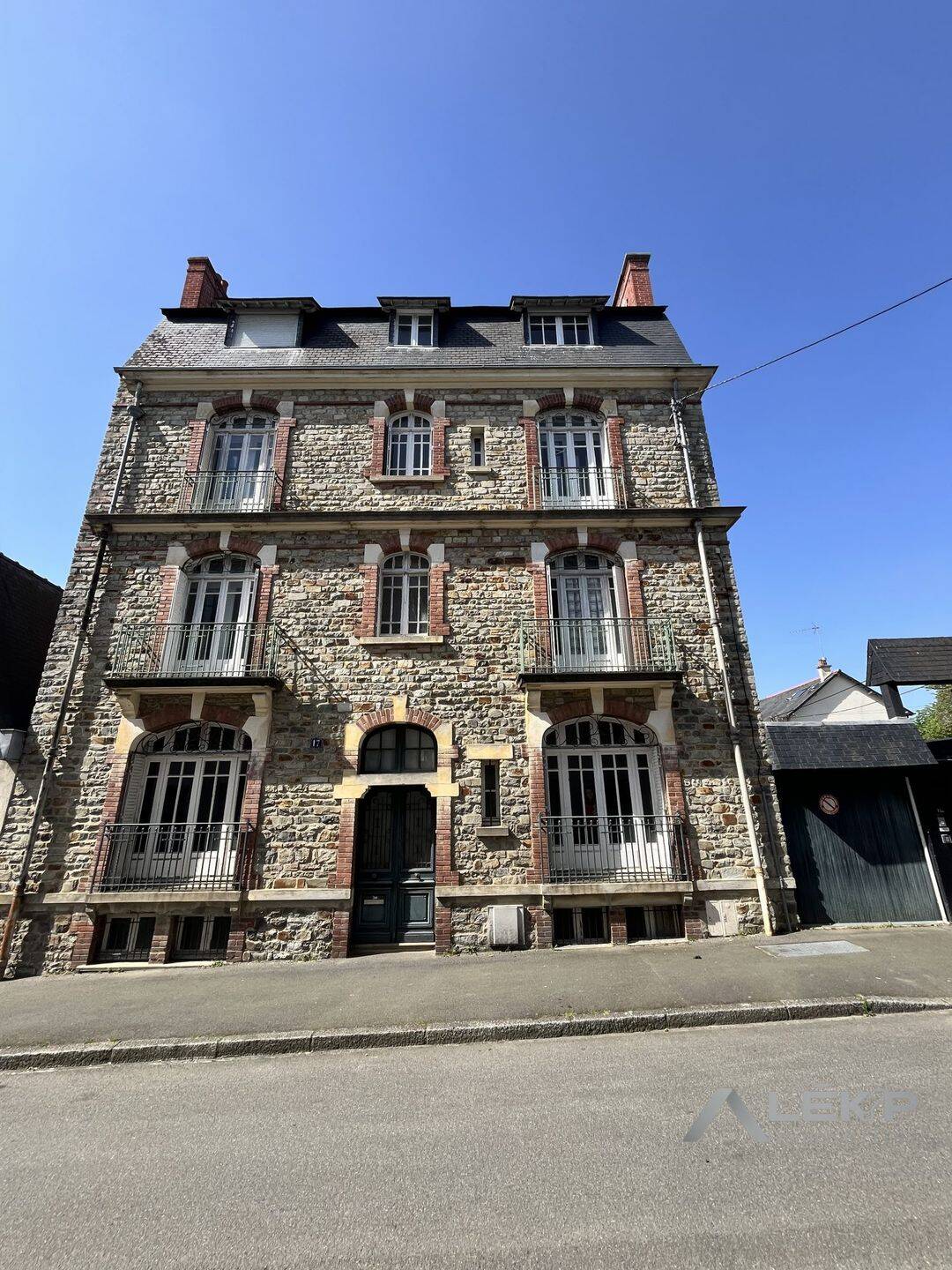 Maison 8 pièces 190 m² · à Rennes · 190 m² · 500 000 €