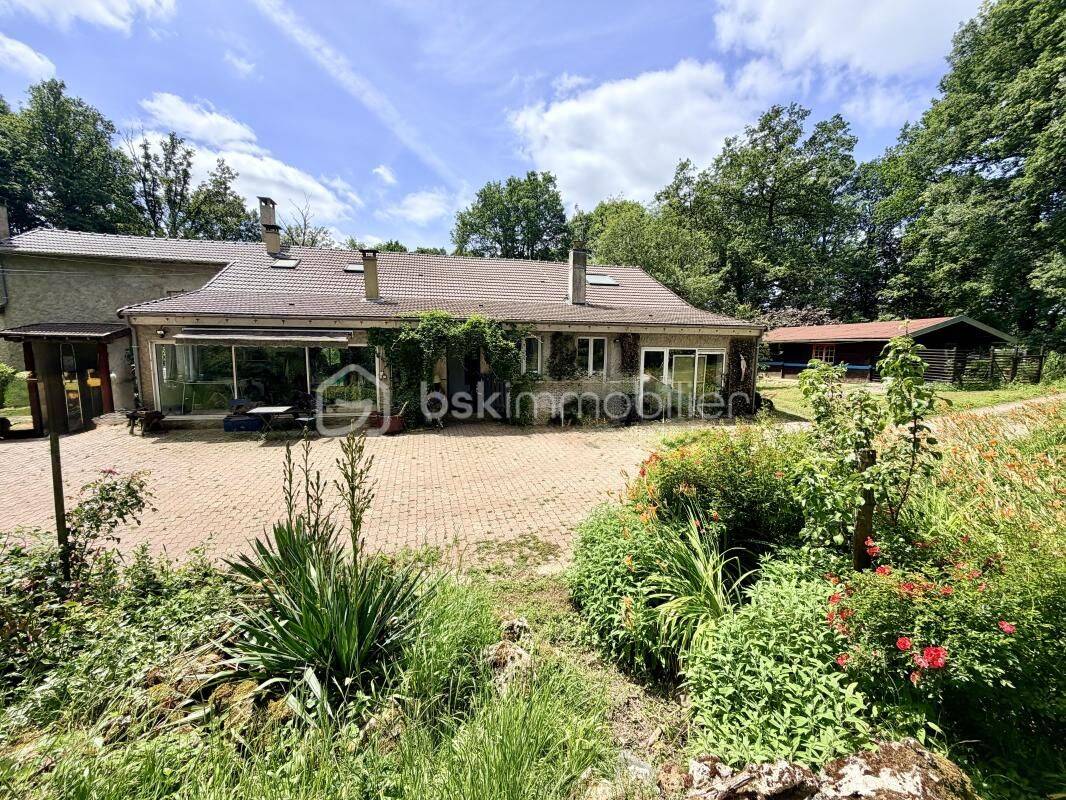 Maison 16 pièces 315 m² · à Magny-les-Hameaux · 315 m² · 1 395 000 €