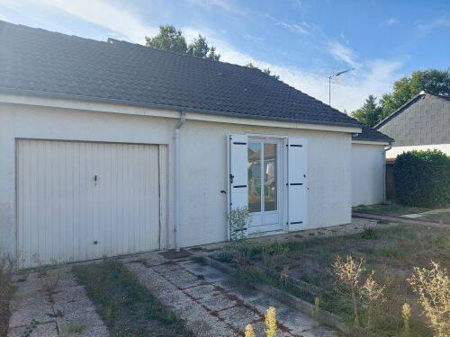 Maison 3 pièces 69 m² · à Cuffy · 69 m² · 80 000 €
