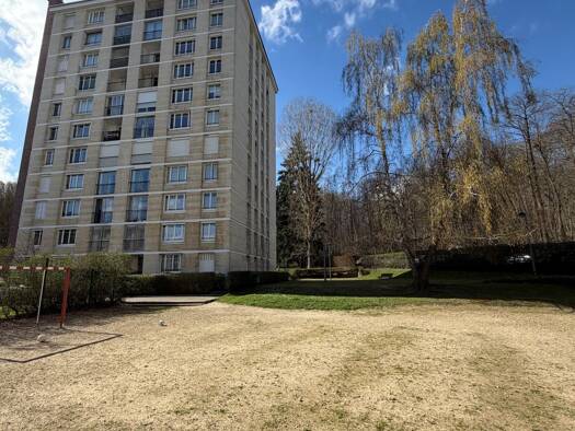 Appartement à vendre 267 500 € 5 pièces 3 chambres 85 m² Étage 7/10 Les Hauts de Bougival Bougival 78380