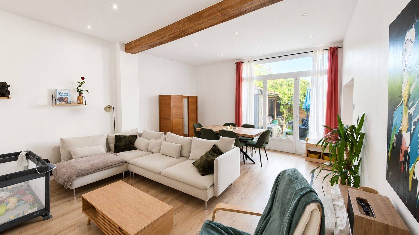 Maison 4 pièces 145 m² · à Mosnes · 145 m² · 336 000 €