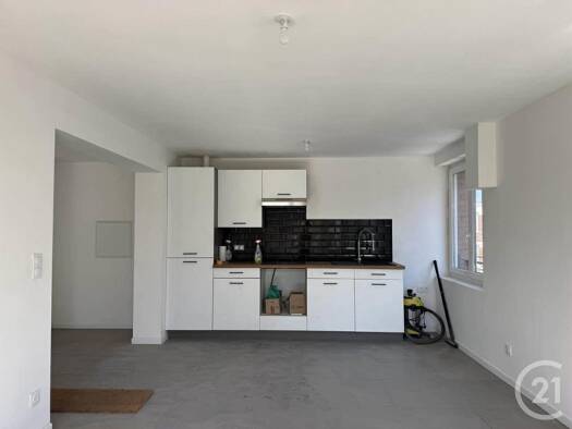 Appartement à louer 650 € 2 pièces 1 chambre 52 m² 2ème étage Lens 62300