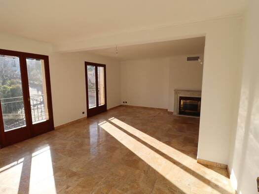 Villa à vendre 210 000 € 5 pièces 4 chambres 130 m² 558 m² de terrain Prades 66500