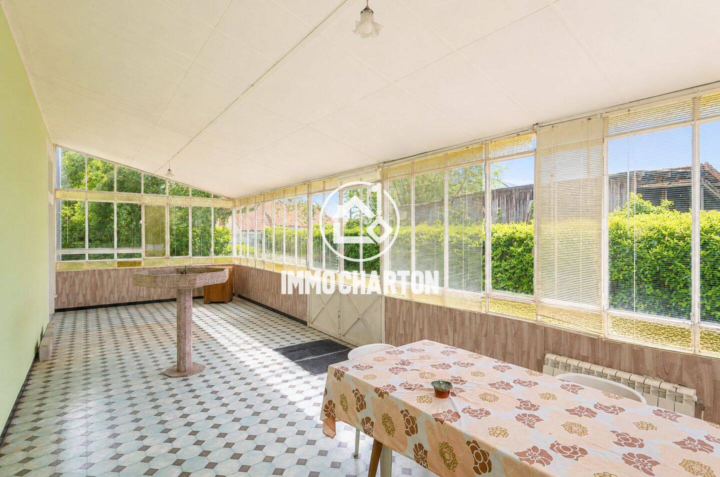 Maison 11 pièces 221 m² · à Guécélard · 221,3 m² · 209 000 €