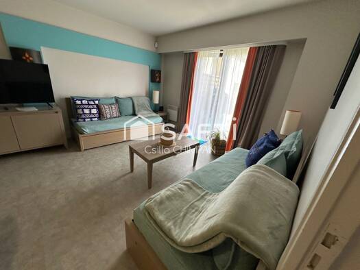 Appartement à vendre 258 000 € 3 pièces 2 chambres 53 m² RDC/3 Nord Est Perros-Guirec 22700
