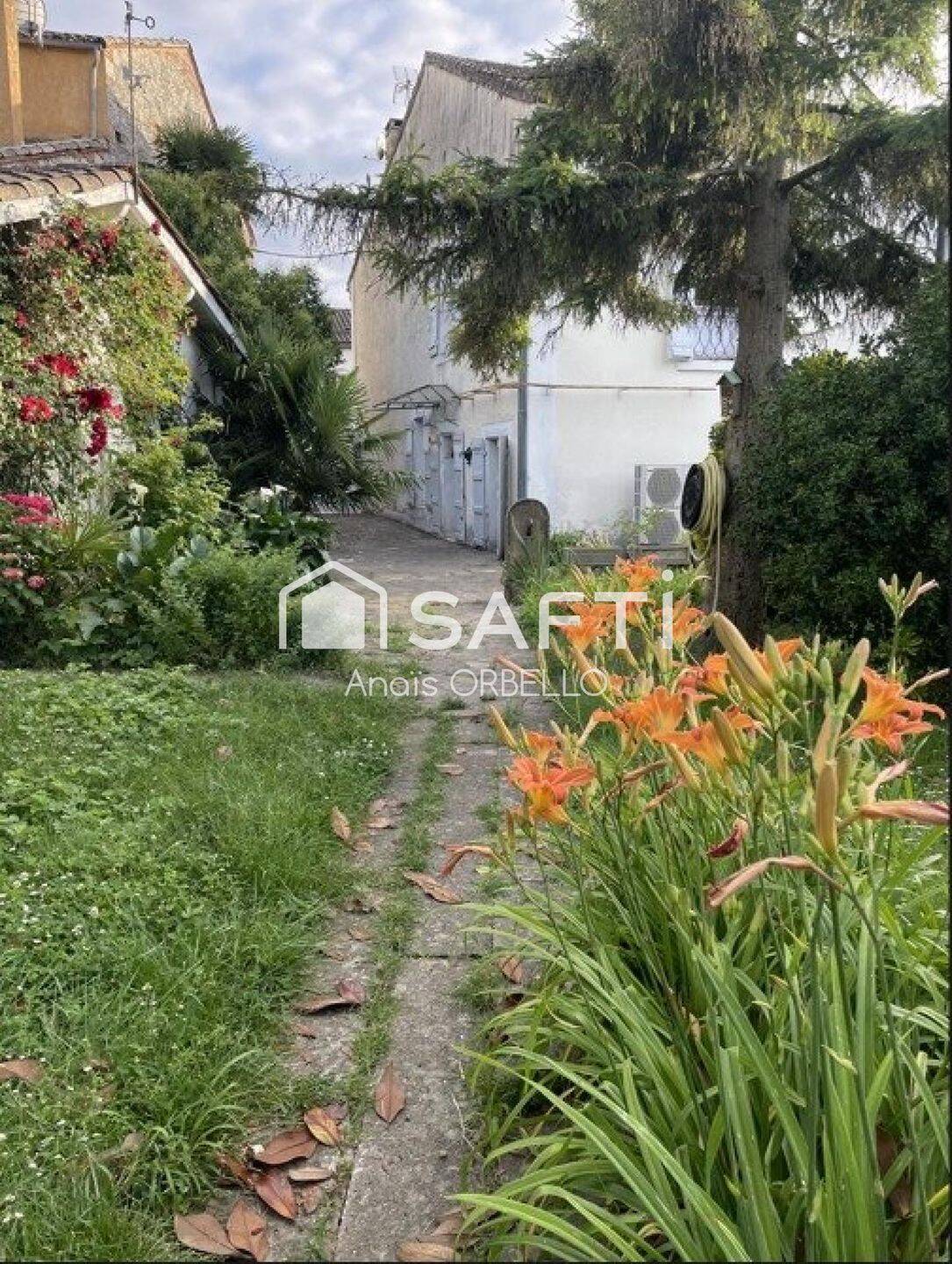 Maison 8 pièces 250 m² · à Malause · 250 m² · 189 900 €