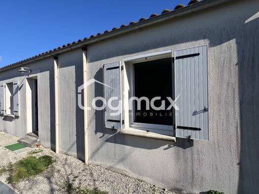 Maison de plain-pied à vendre 253 000 € 2 pièces 1 chambre 42 m² 87 m² de terrain Zone Activité Aytré 17440