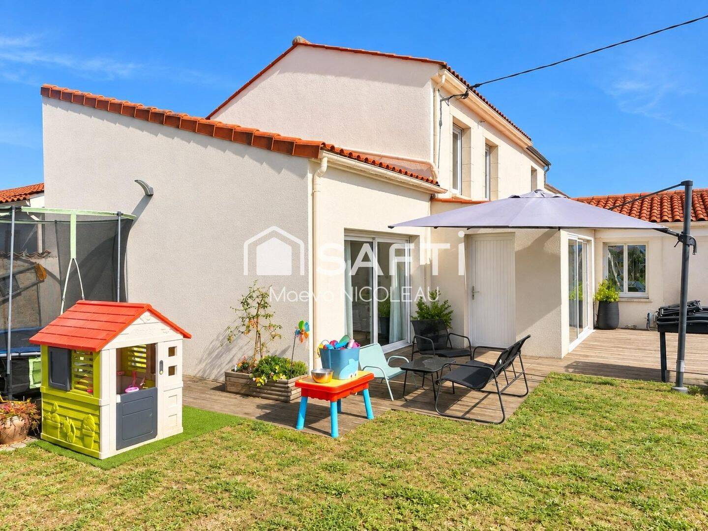 Maison 3 pièces 95 m² · à Surgeres · 95 m² · 230 000 €