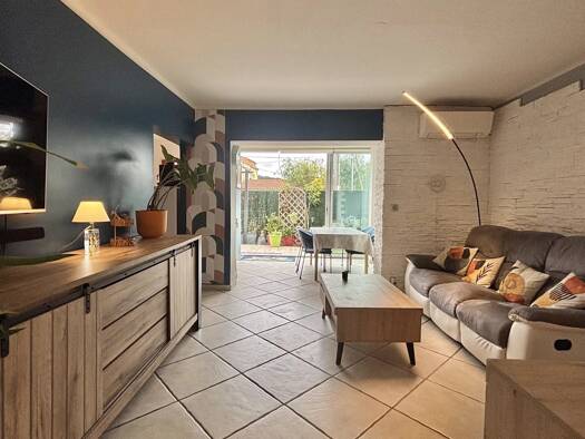 Appartement à vendre 449 000 € 4 pièces 2 chambres 69 m² RDC/2 Tante Victoire Six-Fours-les-Plages 83140