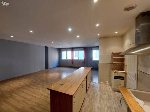 Appartement à louer 710 € 3 pièces 2 chambres 73,1 m² RDC Chalon-sur-Saône 71100