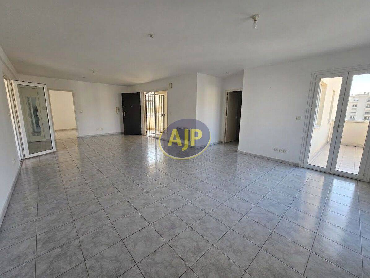 Appartement 3 pièces 79 m² · à Saint-Gilles-Croix-de-Vie · 78,7 m² · 253 125 €
