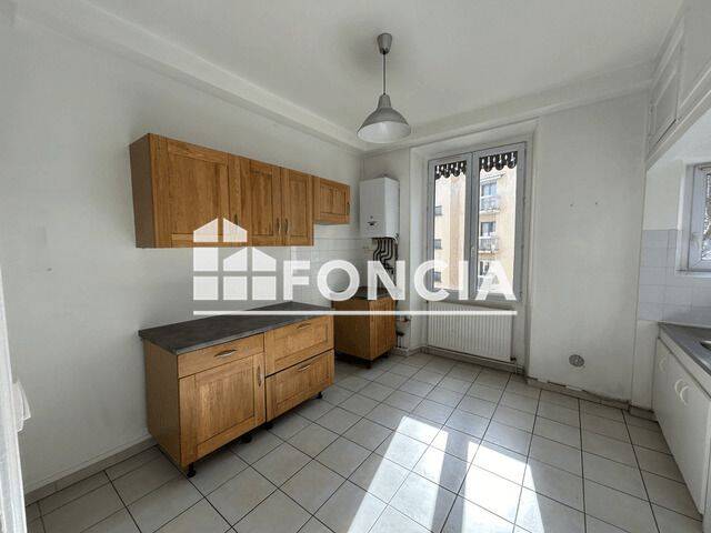 Appartement 2 pièces 42 m² · à Grenoble · 42,2 m² · 612 €