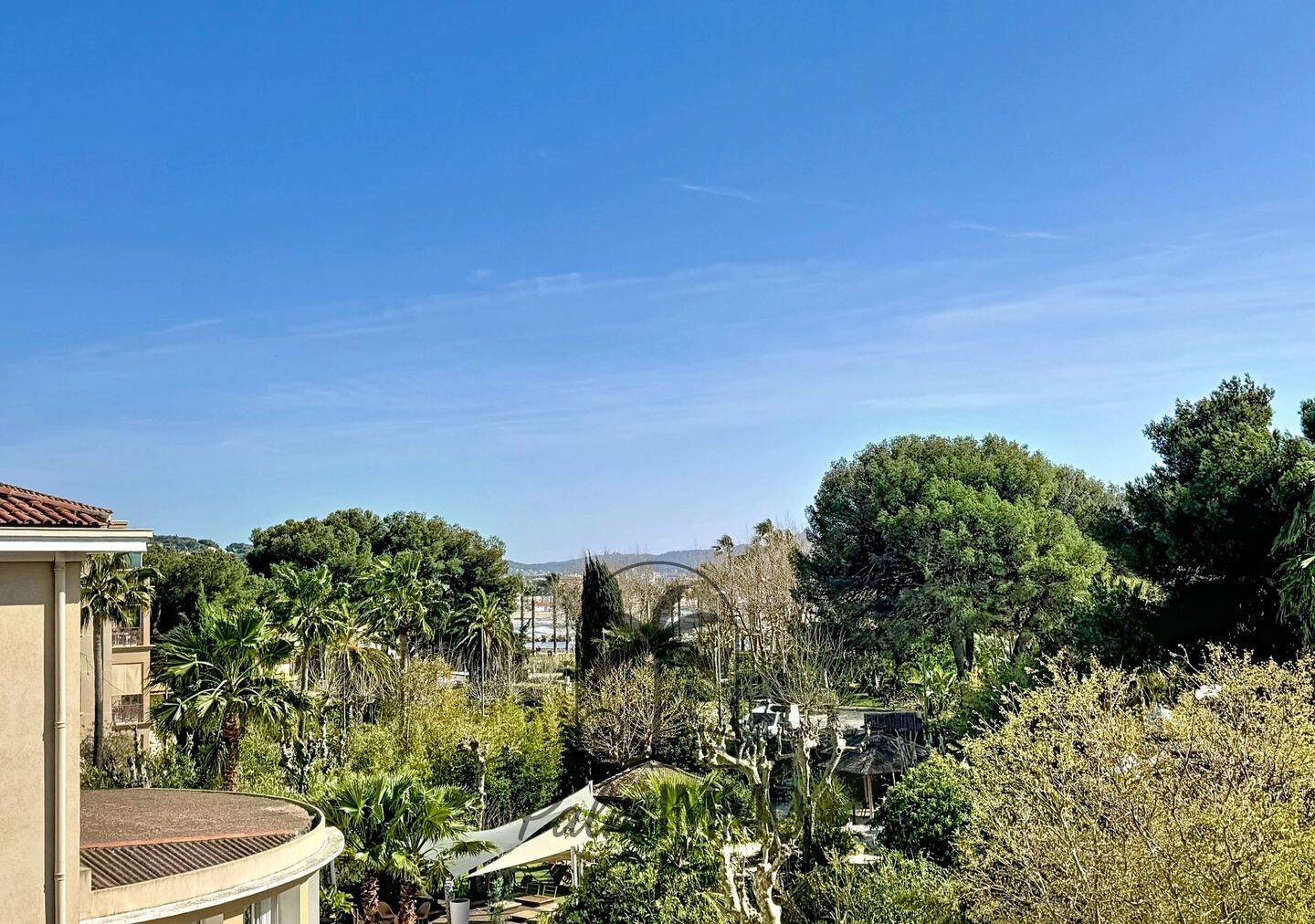 Appartement 3 pièces 118 m² · à Sanary-sur-Mer · 118 m² · 1 090 000 €