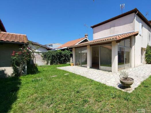 Maison à vendre 256 000 € 4 pièces 1 chambre 56,9 m² 130 m² de terrain Meyran Gujan-Mestras 33470