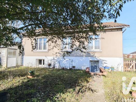 Maison à vendre 167 000 € 5 pièces 3 chambres 84 m² 1 321 m² de terrain Nord Buxerolles 86180