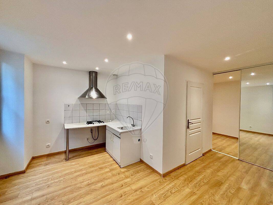 Appartement 2 pièces 30 m² · à Anse · 30 m² · 100 000 €
