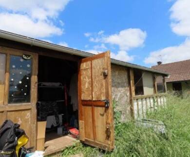 Maison à vendre 4 000 € 2 pièces 1 chambre 38 m² 1 222 m² de terrain Cerisiers 89320