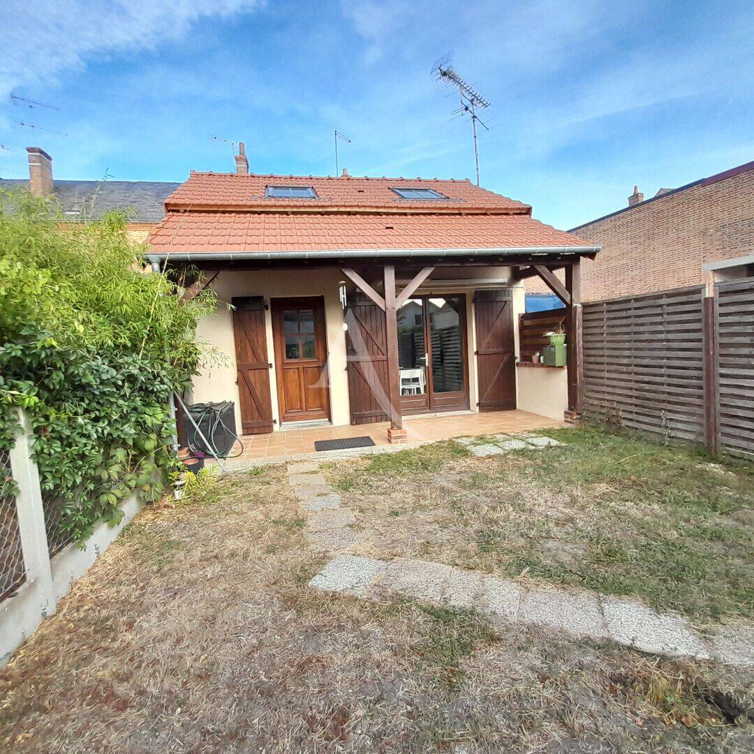 Maison 2 pièces 23 m² · à La Ferté-Saint-Aubin · 22,8 m² · 512 €/mois