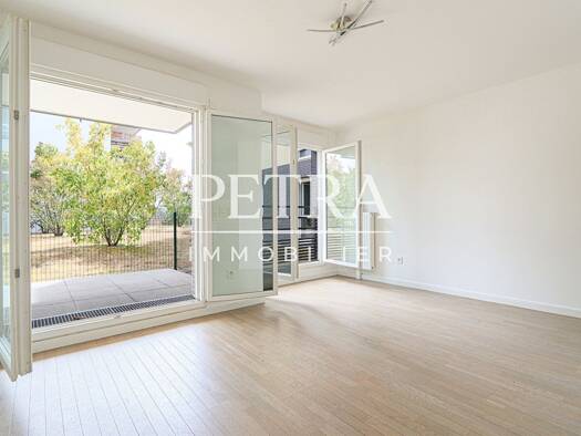Appartement à vendre 227 000 € 2 pièces 1 chambre 41 m² RDC/4 Tertres-Cuverons Bagneux 92220