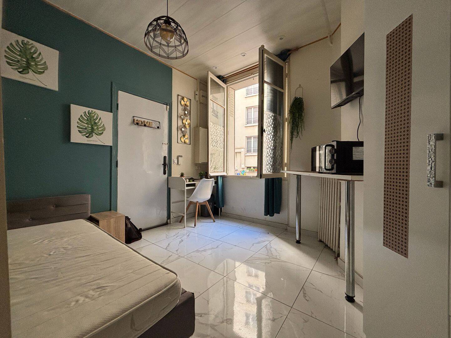 Appartement 1 pièce 17 m² · à Paris 20ème Arrondissement · 16,7 m² · 136 000 €