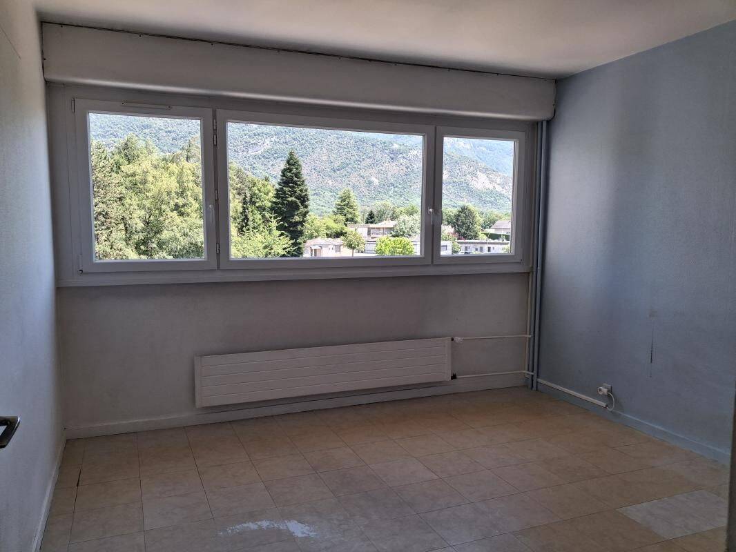 Appartement 3 pièces 65 m² · à La Ravoire · 65 m² · 840 €