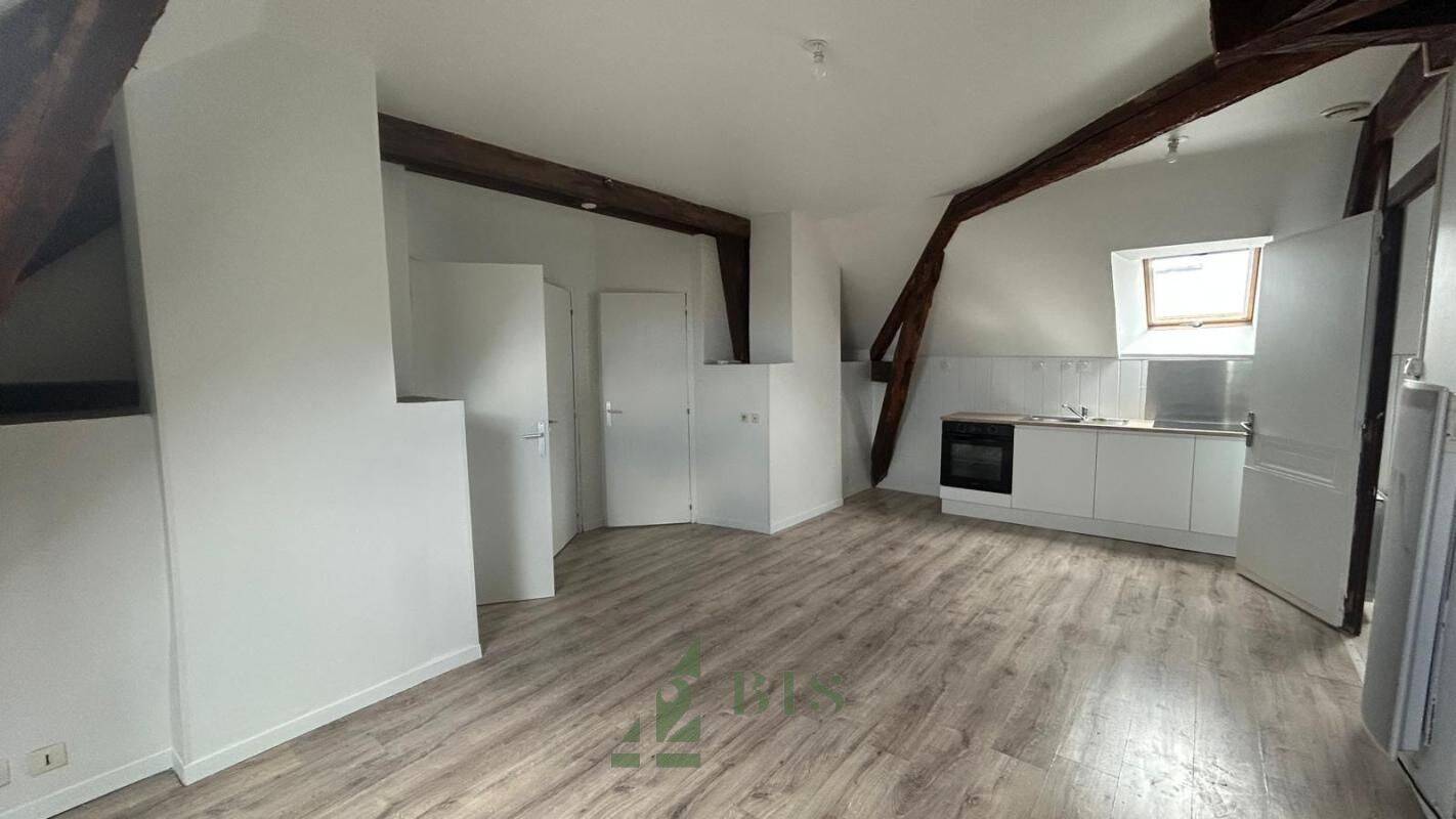 Appartement 3 pièces 50 m² · à Roanne · 50 m² · 470 €