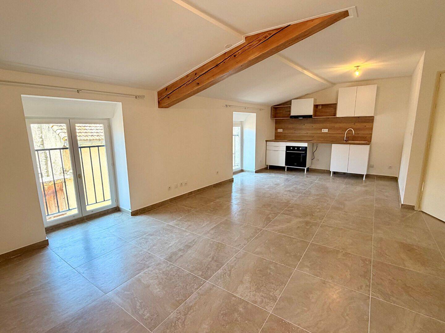 Appartement 2 pièces 50 m² · à Sorgues · 50 m² · 590 €