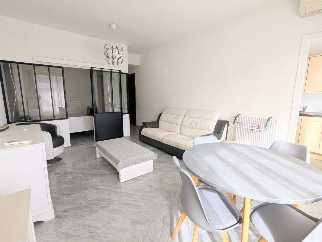 Appartement 2 pièces 39 m² · à Mandelieu-la-Napoule · 39,1 m² · 650 €/mois