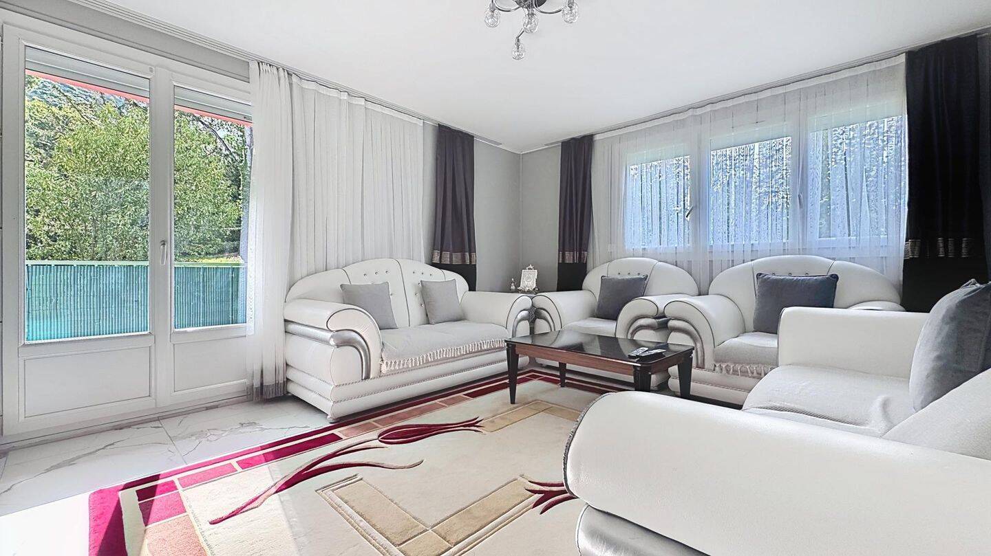Appartement 6 pièces 111 m² · à Marseille 10ème Arrondissement · 111 m² · 298 000 €