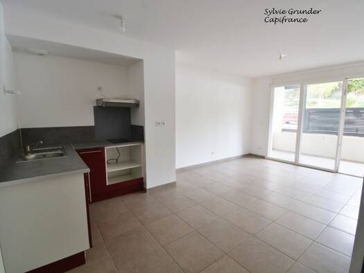 Appartement à vendre 147 000 € 2 pièces 1 chambre 40 m² RDC La Rose Marseille 13ème arrondissement 13013